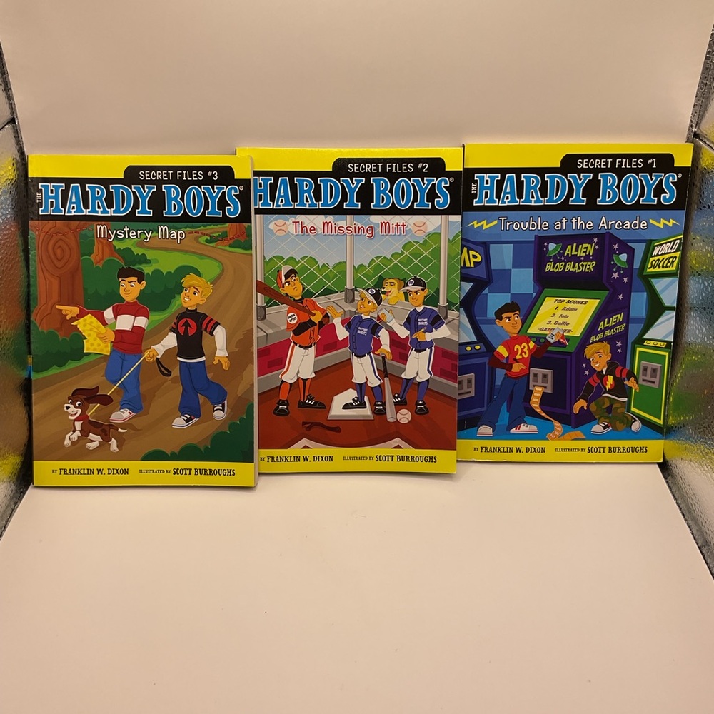 Hardy Boys Secret Files #1-3 Bundle Book/Comic Book Stories Children Kid
